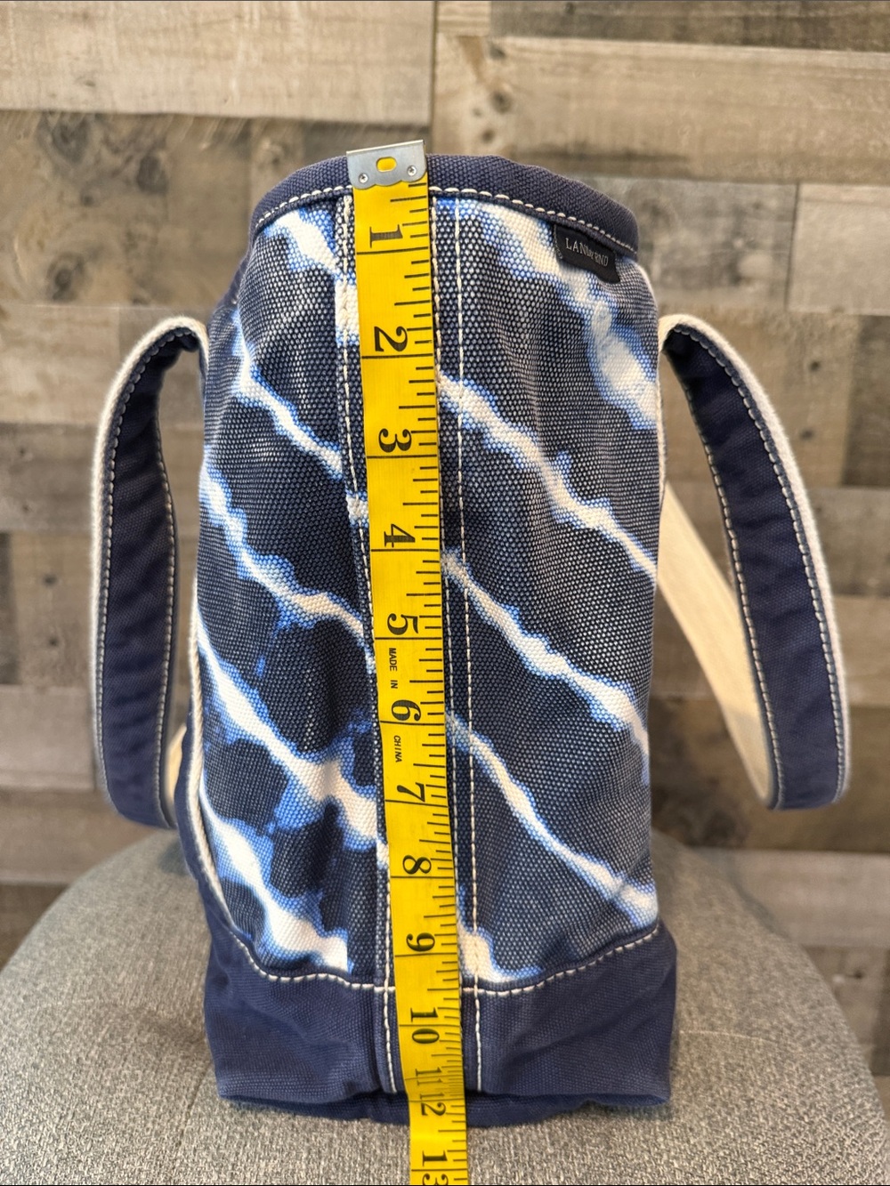 Lands’ End Tote - Picture 6 of 16